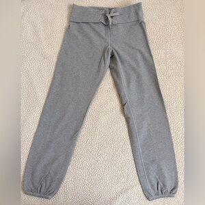 Lululemon Women’s Jogger Pants Size 10 Like New